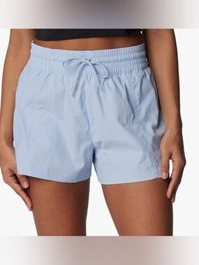 Columbia Women's Short Court Stretch Shorts Omni-Shade UPF 50 - XS Light Blue